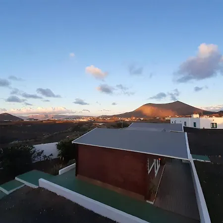 Volcan Capellania بيت للعطل Tinguaton